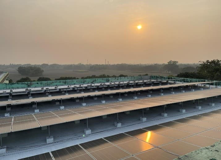 Rooftop solar installation